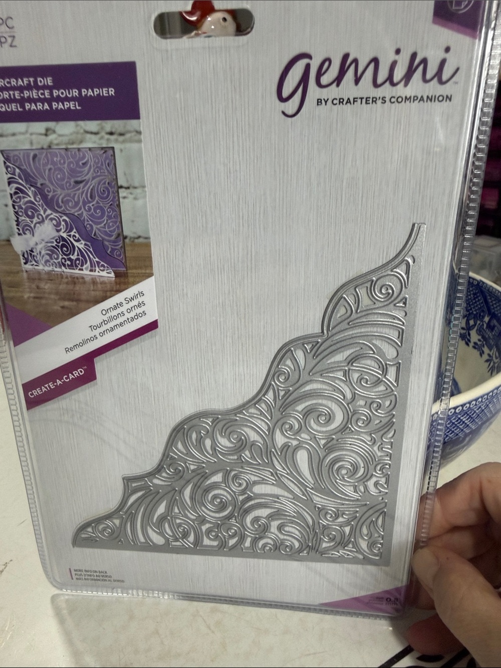 Crafters Companion Ornate Swirls Papercraft Die